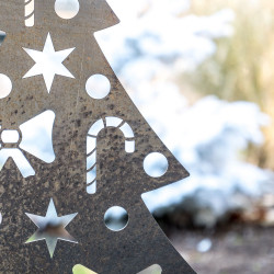 Zoomen Sie auf den Corten-Weihnachtsbaum